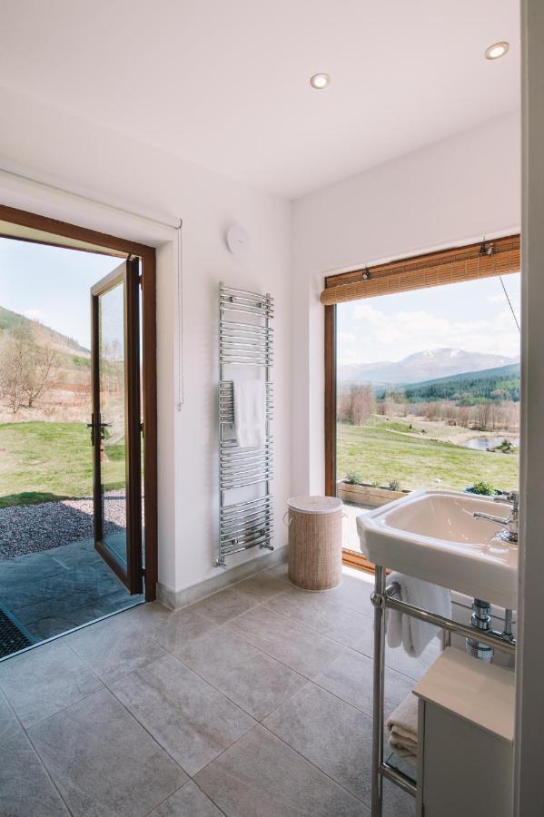 Frances' Sketch Pad With Hot Tub Fort William Exterior foto